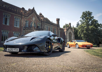 Lotus Emira Turbo SE meets Esprit GT3