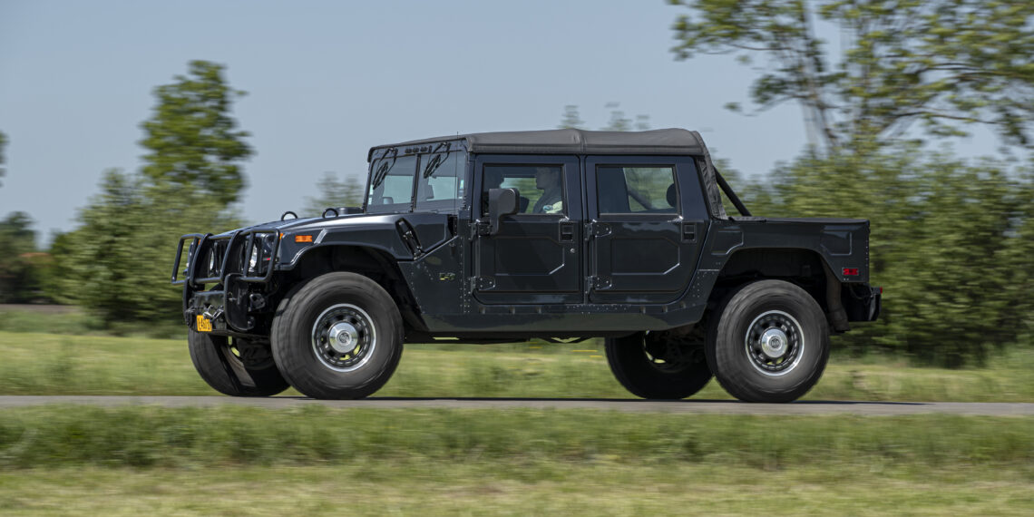 AM General Hummer H1 Alpha