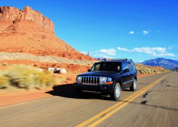 Road Trip Denver to Moab – Jeep Commander Hemi