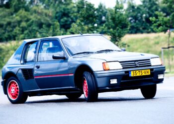 Peugeot 205 Turbo 16